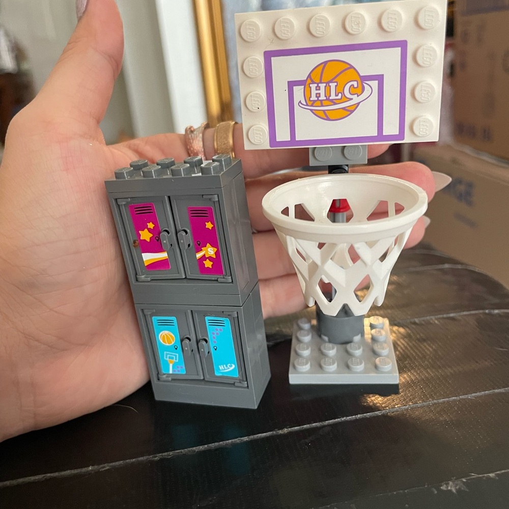 LEGO Friends Locker and Basketball Hoop from Heartlake High Set